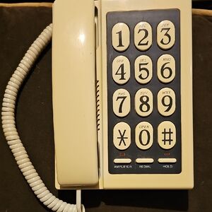 VINTAGE RADIO SHACK phone 80s Cream Brown Home RETRO bar Decor Button